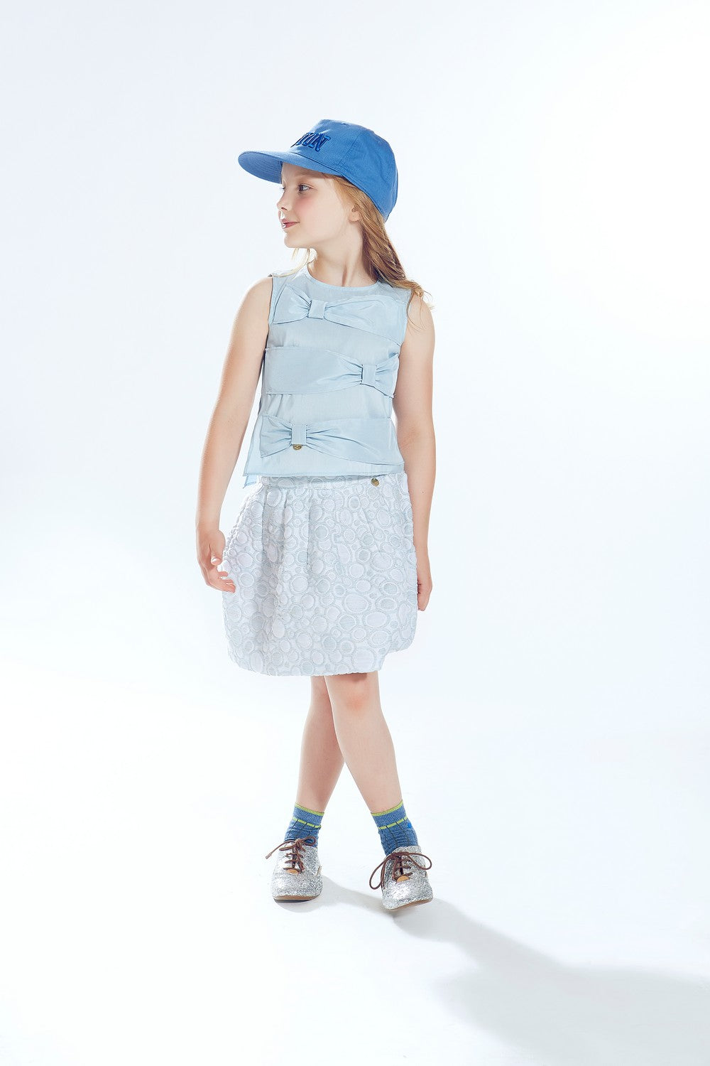 ValMax sleeveless shirt with asymmetrical hem