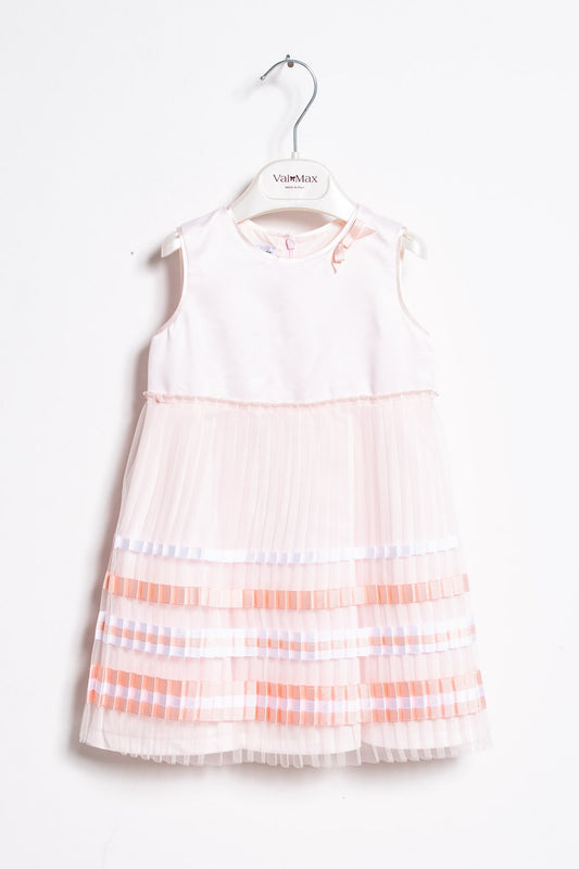 ValMax sleeveless dress with pleated skirt