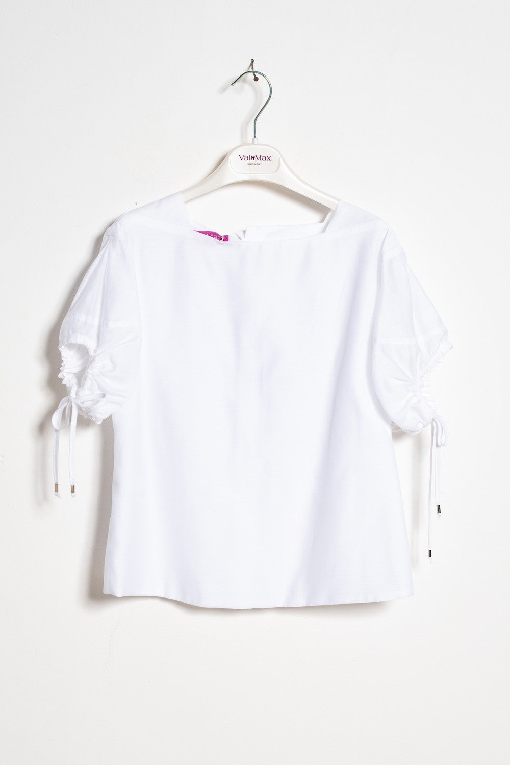 ValMax top with gathered sleeves