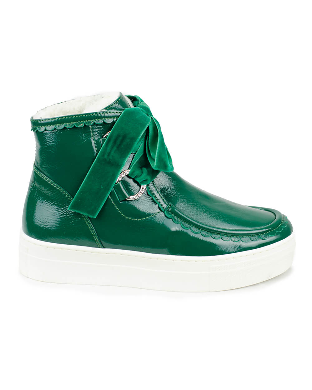 Patent leather sneakers with fur