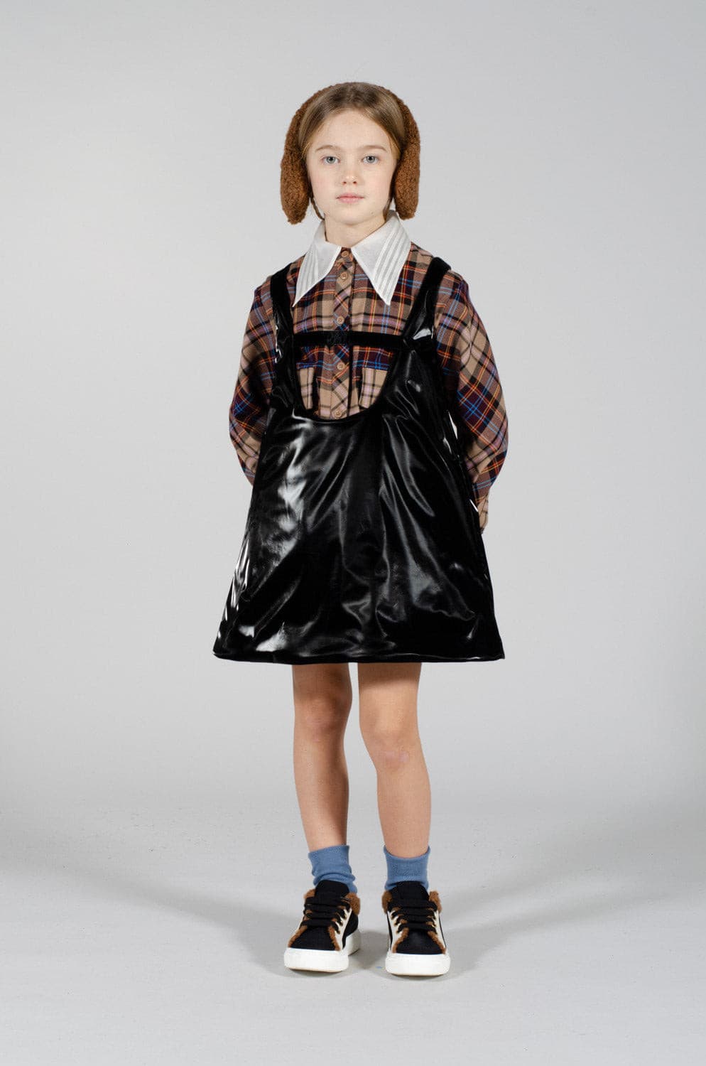 Mimisol pinafore dress in velvety vinyl