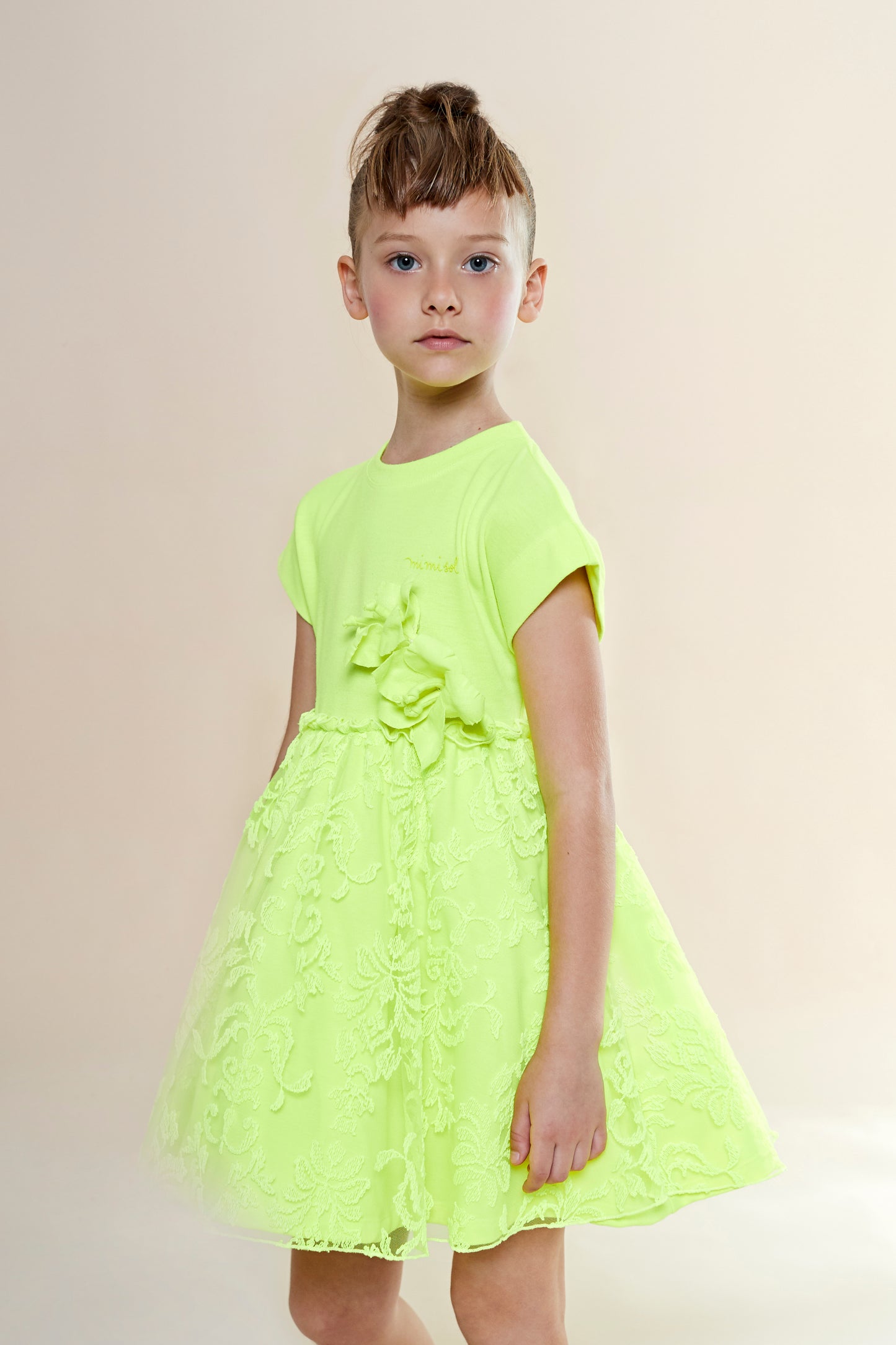 Fluorescent sweatshirt dress with flower