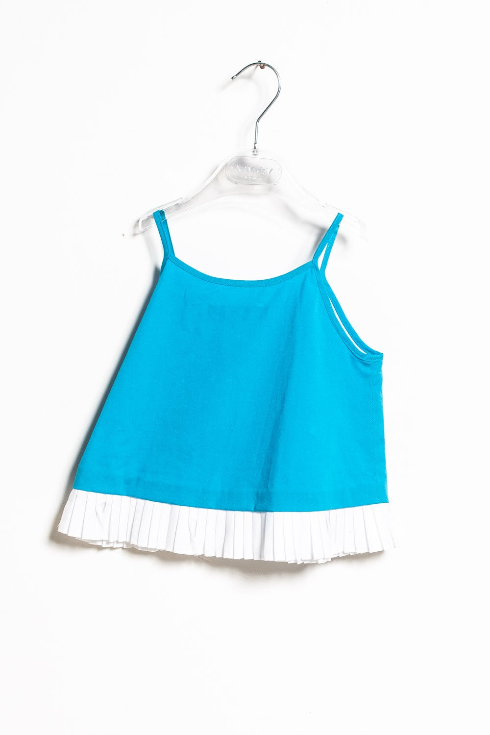 ValMax sleeveless top with shoulder straps