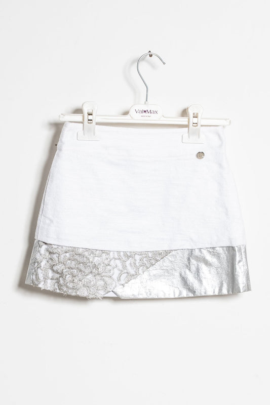 ValMax skirt with coated fabric edge
