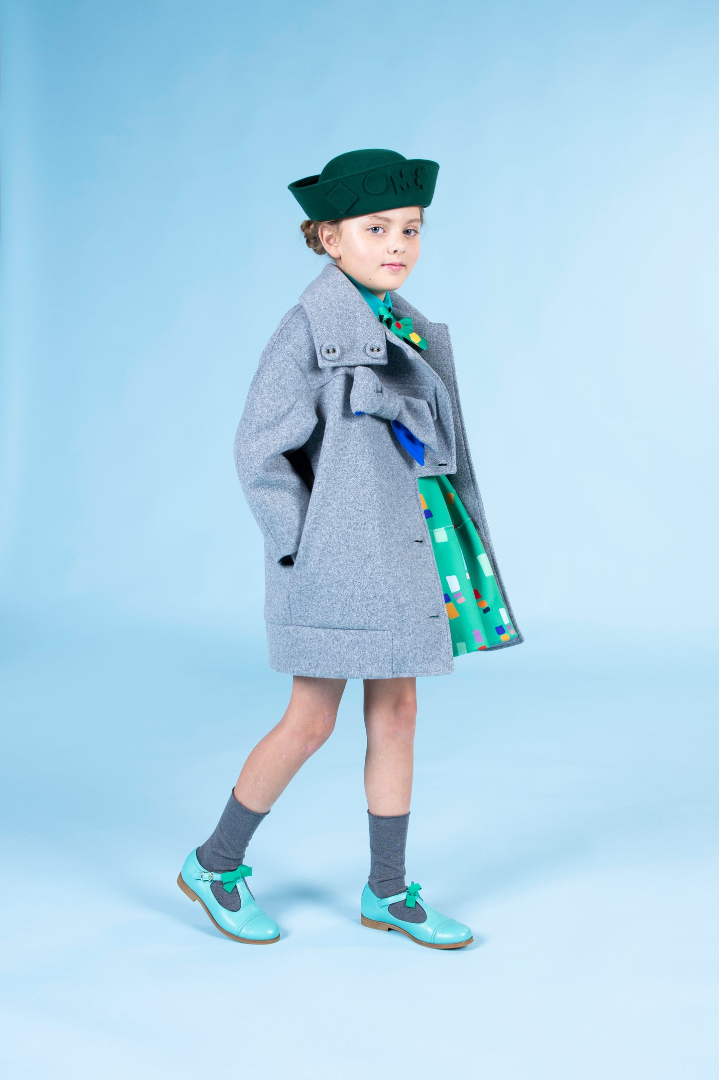 Cappotto in panno con fiocchi