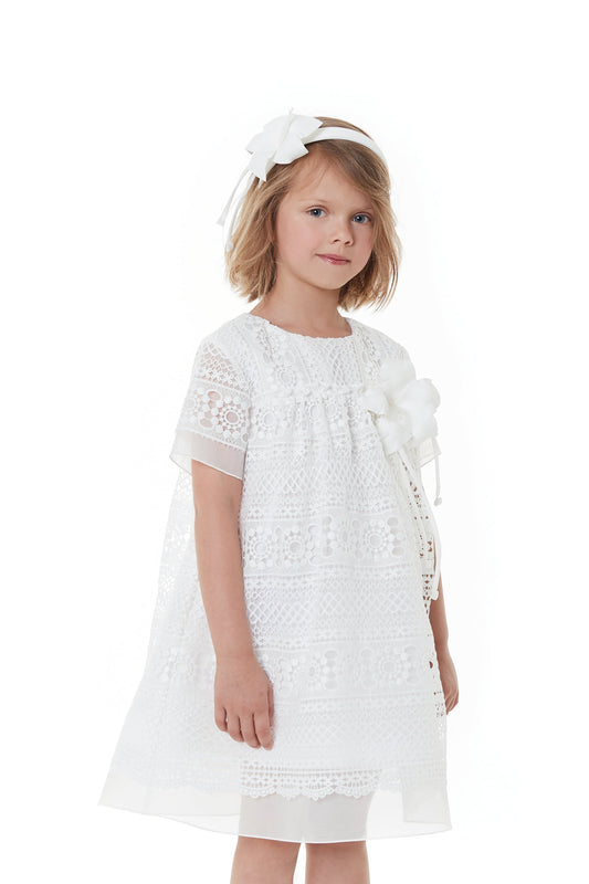 Abito in pizzo macramè con fiore
