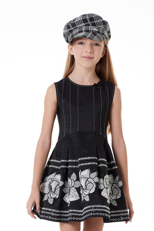 ValMax dress with floral embroidery